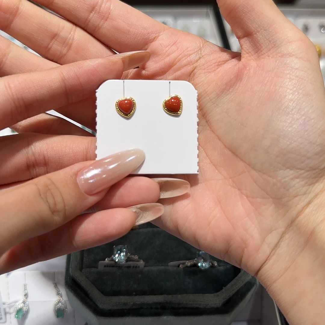 南红玛瑙银S925镶嵌耳饰瓦西