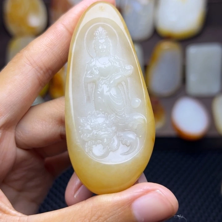 海***哥和田玉未镶嵌颈饰