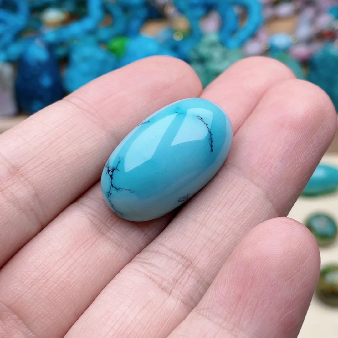 绿松石未镶嵌绿松石16.6x28x12mm