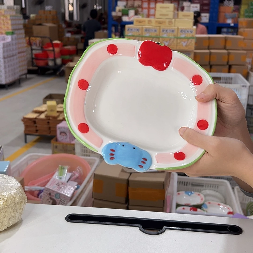 瓷新盘子陶瓷陶瓷陶瓷陶瓷