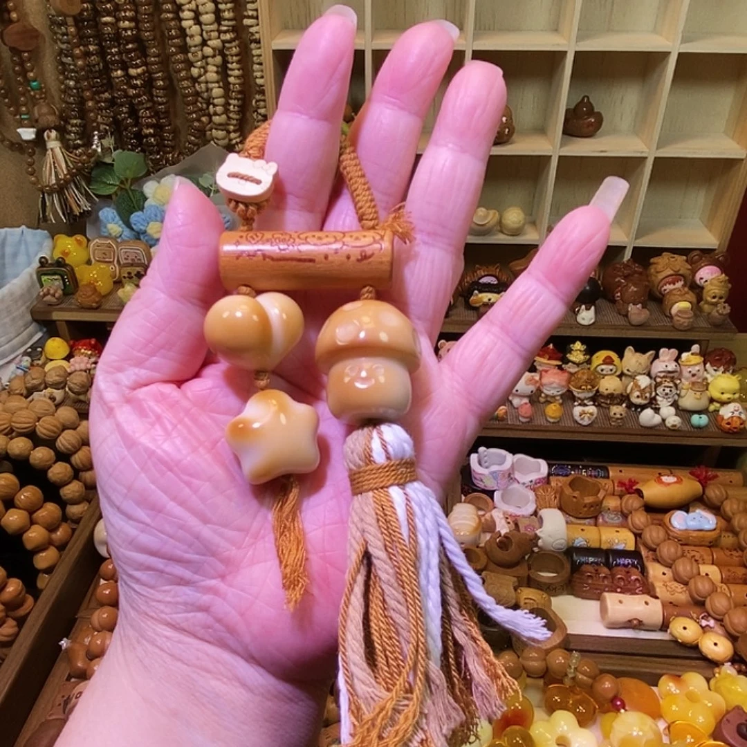 吊坠猴头核桃象牙果包包挂车挂