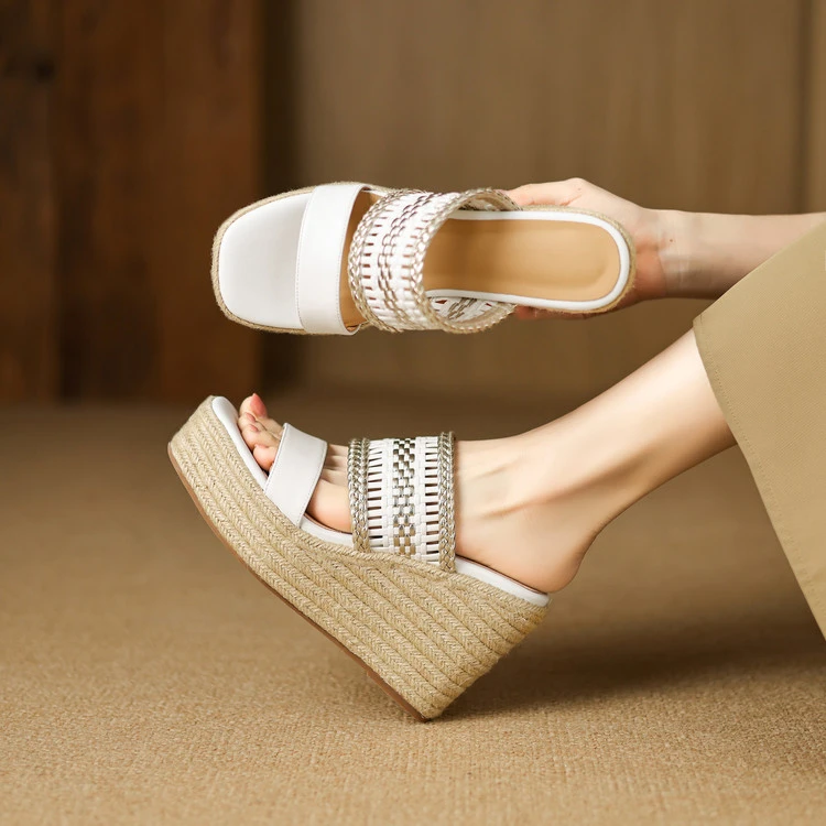 10cm韩版百搭坡跟一字拖法式气质半拖夏季简约风时尚小个子凉拖鞋