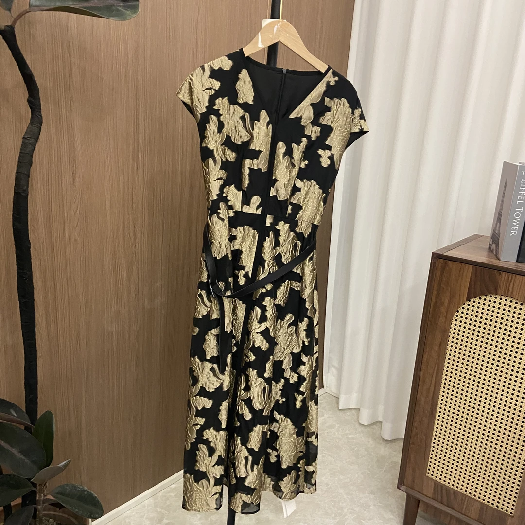 【她的华美】重工肌理感纹理黑金撞色礼服连衣裙-38