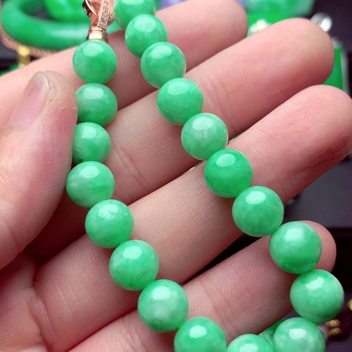 翡翠未镶嵌手链A货