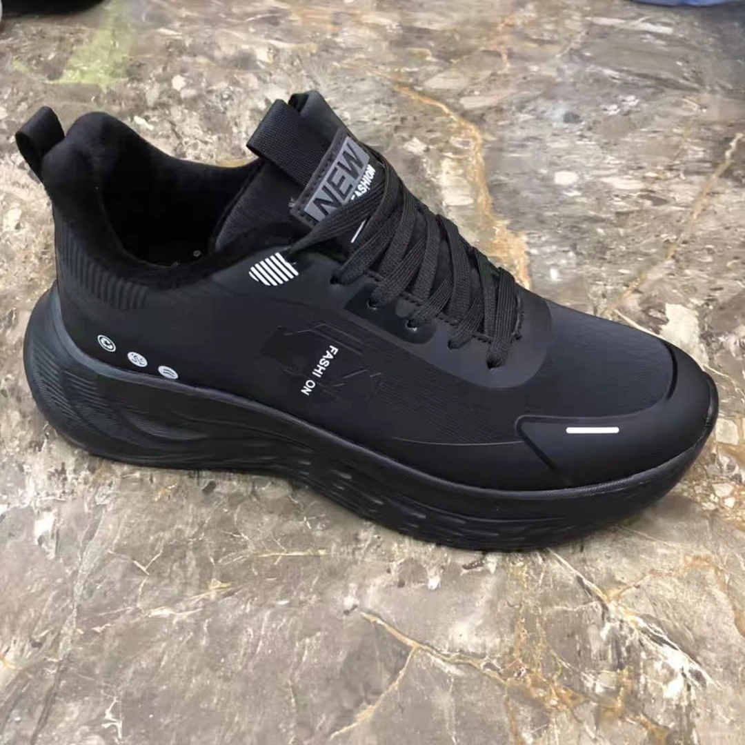 纯黑男鞋冬季加绒休闲皮鞋冬天鞋子男款秋冬款男士运动鞋老爹鞋