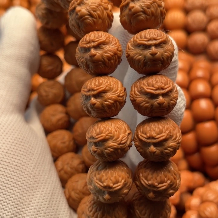 猴头核桃吊坠冯****n斗战胜佛