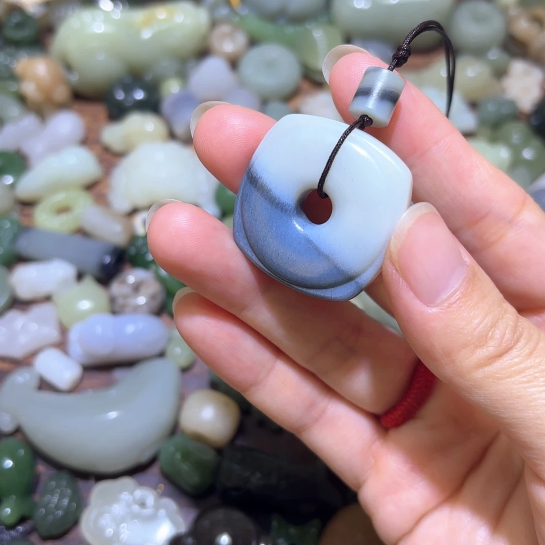 和田玉未镶嵌珠宝半成品