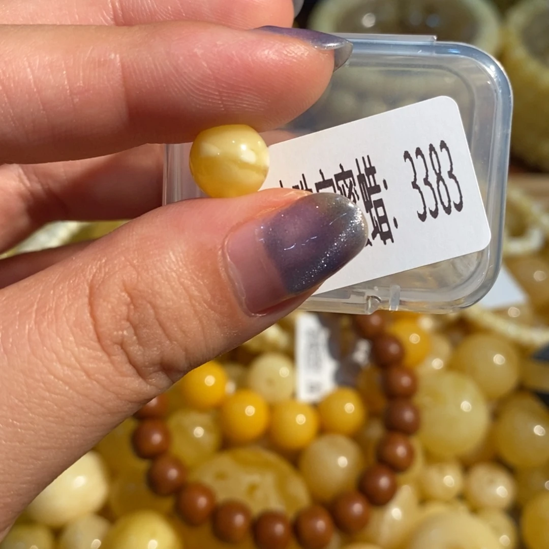 琥珀未镶嵌珠宝奇石3383