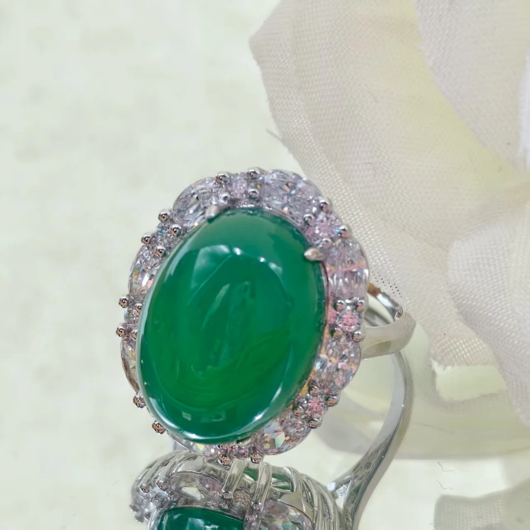 [粉丝专属]高奢臻品玉髓豪镶戒指  XKZF70（多样性发货）