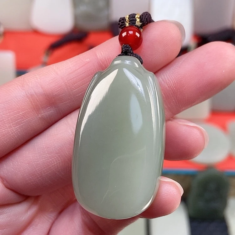 【闪购商品】颈饰未镶嵌和田玉