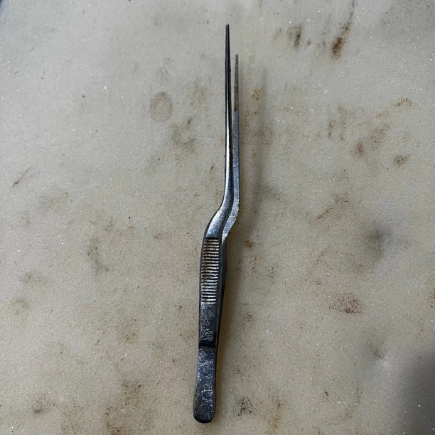 【71E-24】Q状镊（16厘米）