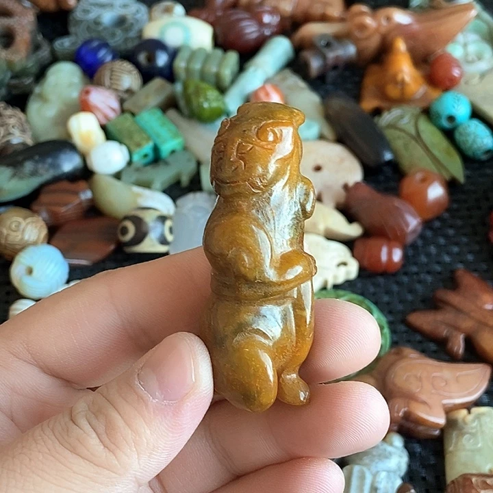 和田玉未镶嵌颈饰2