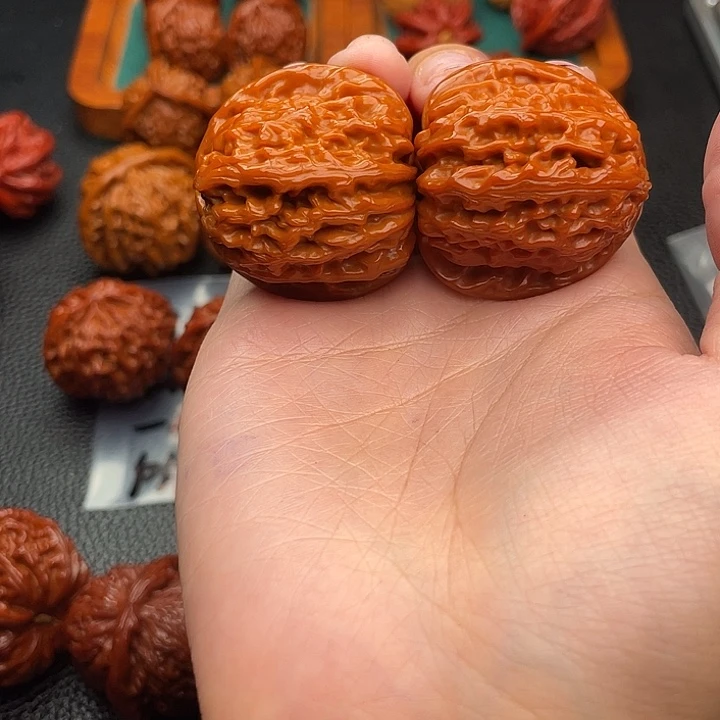 把件文玩核桃白狮子