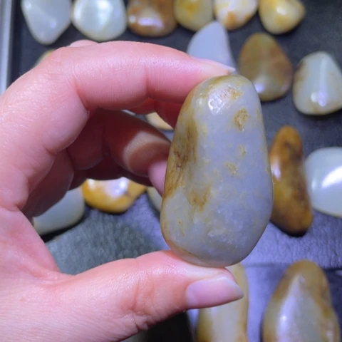 和田玉（子料）未镶嵌颈饰