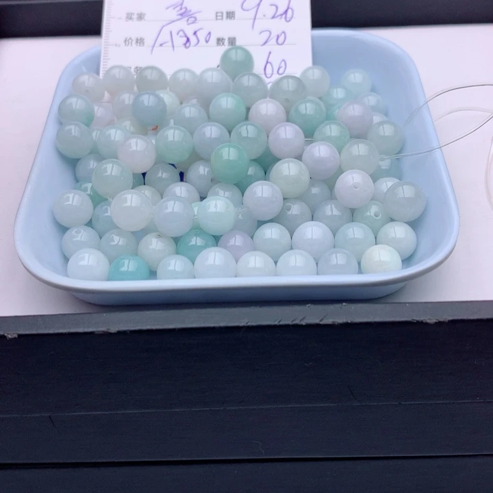 恭***喜翡翠未镶嵌手链多样性