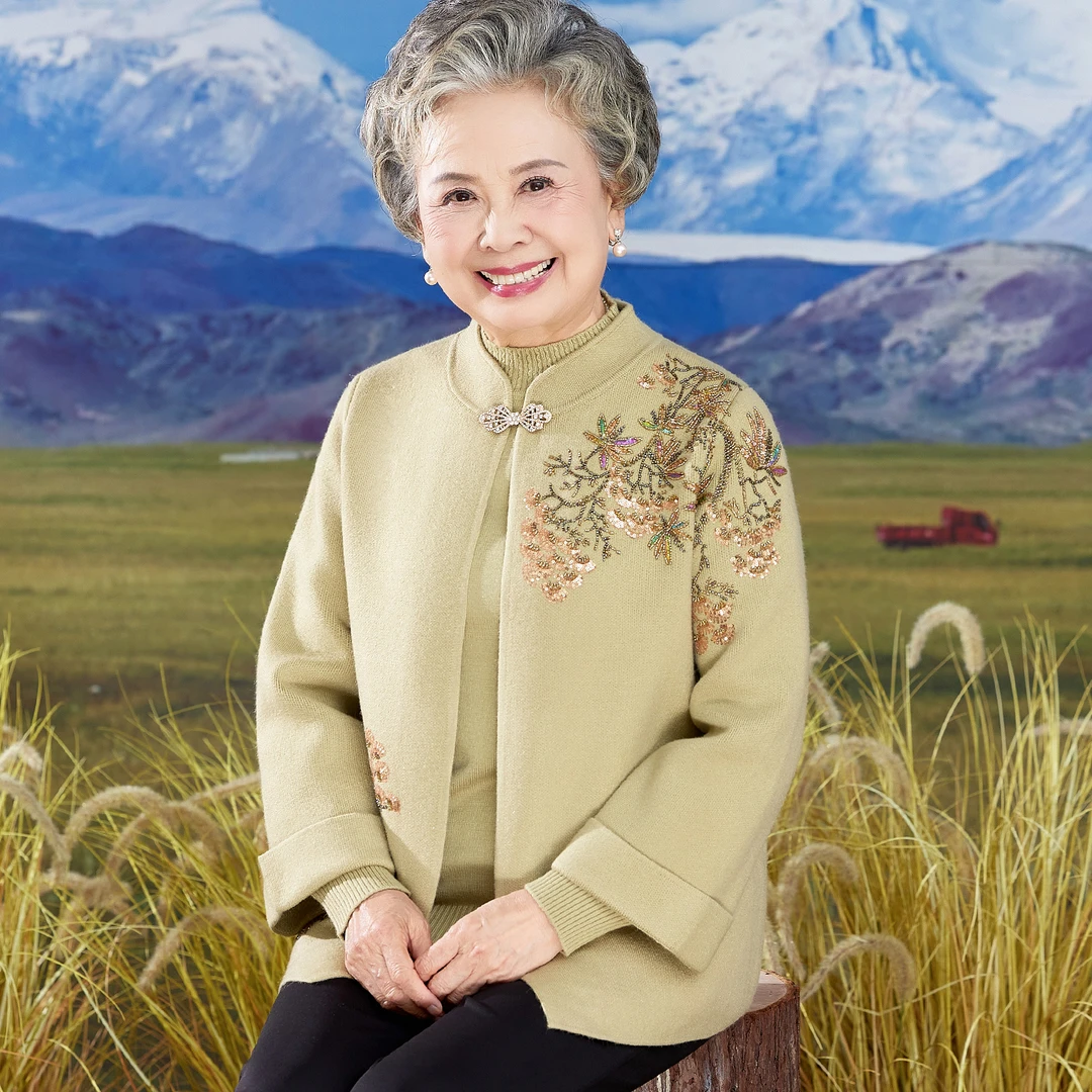 2025新款奶奶秋装针织衫唐装老太太两件套中老年人女妈妈开衫毛衣