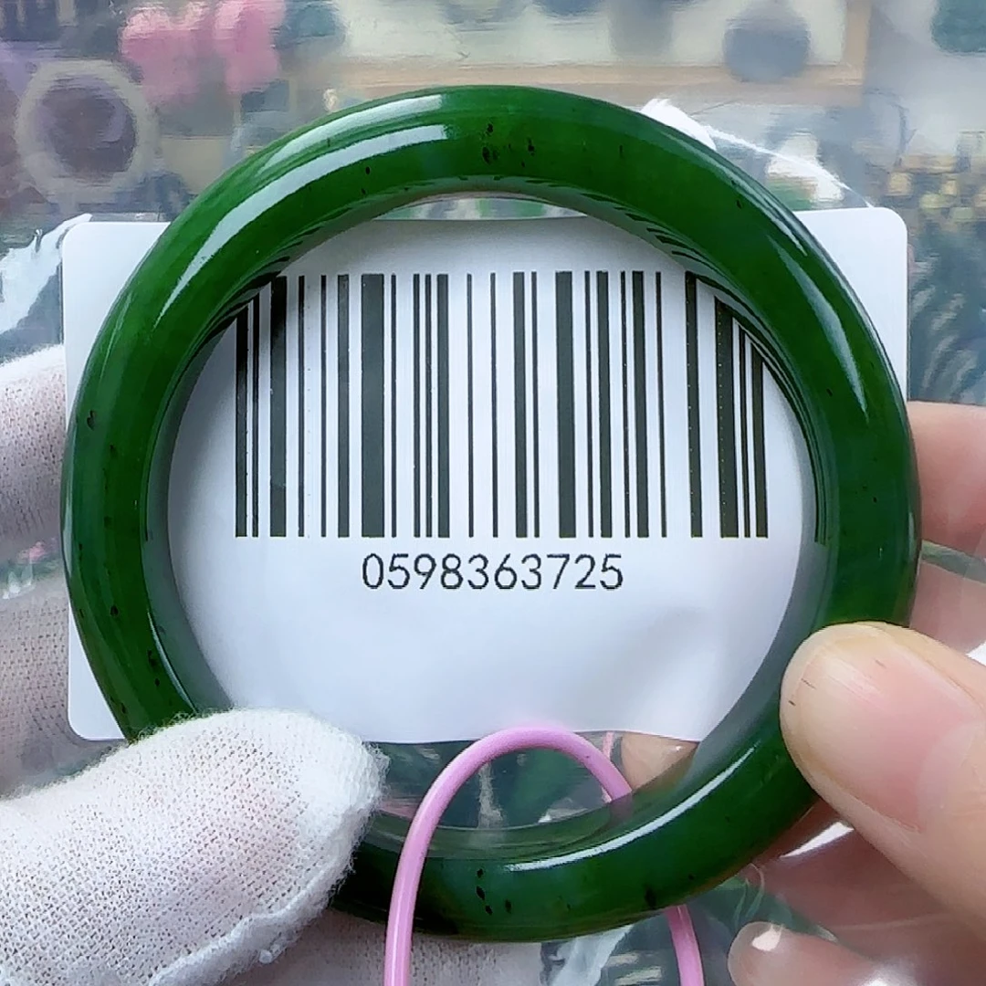 和田玉（碧玉）手镯未镶嵌包容5859