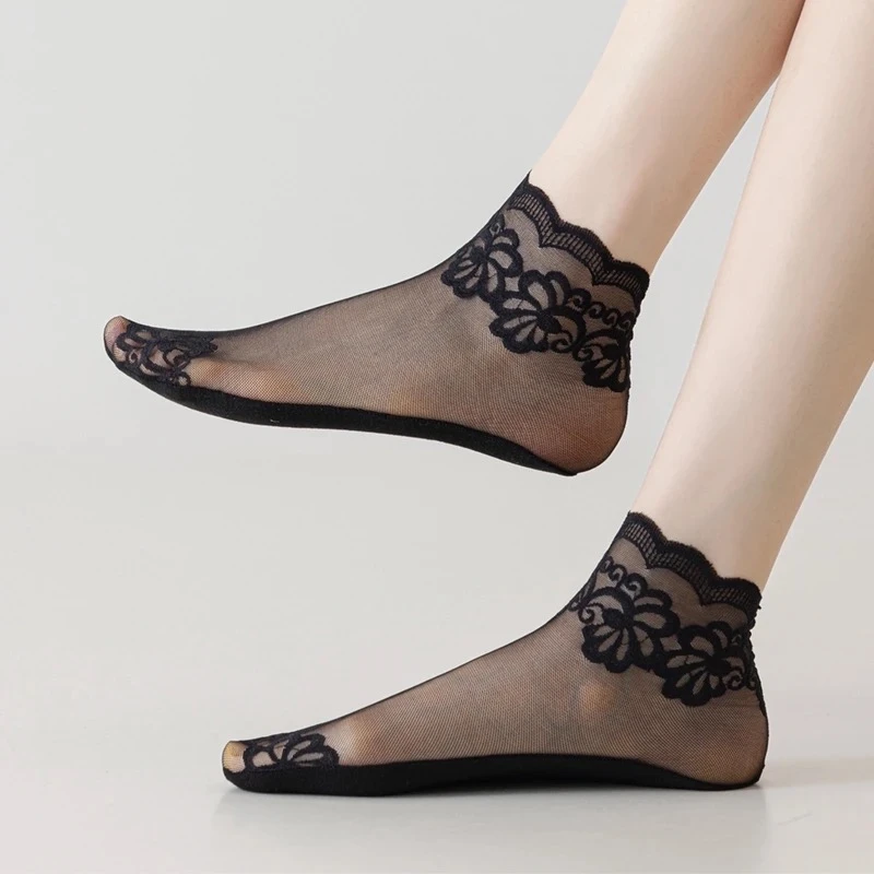 新款花朵蕾丝女袜花边短筒袜薄款棉底纯色网纱黑色中筒袜春夏秋季