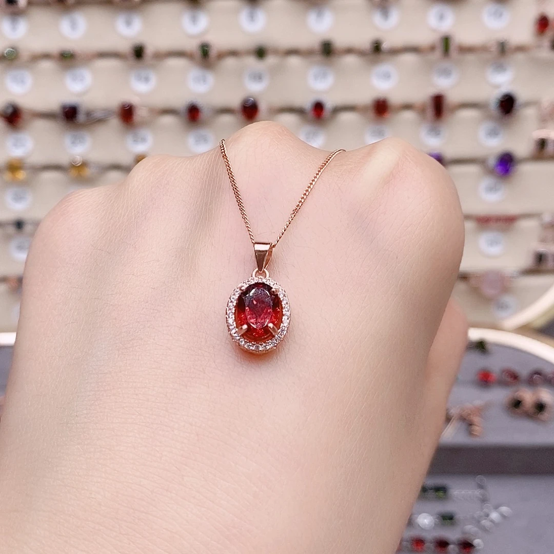 石榴石颈饰银S925镶嵌吊坠