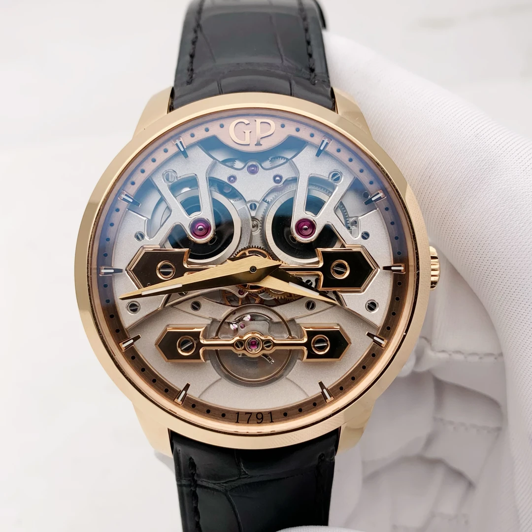 未使用 Girard- Perregaux/芝柏表 未使用款全套45表径工价41万2