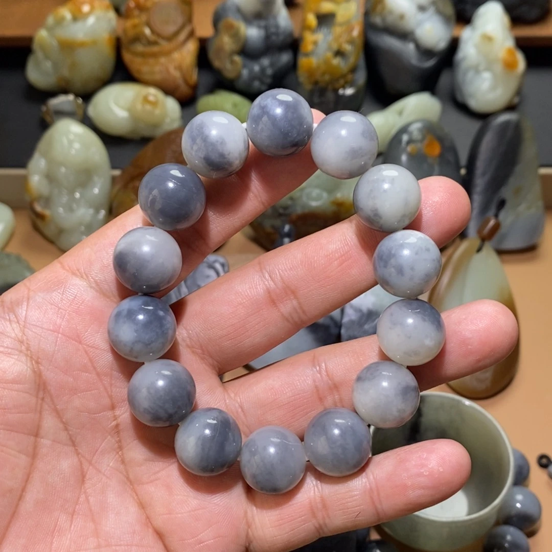 未镶嵌和田玉把件