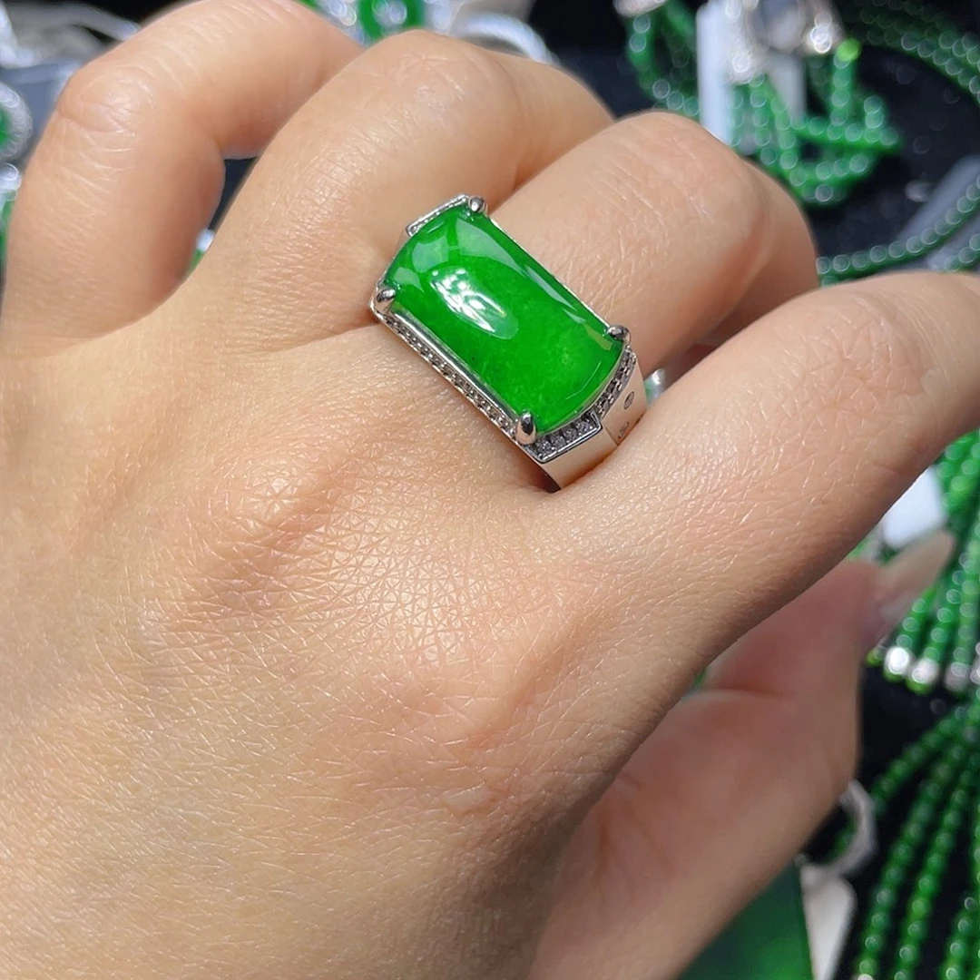 翡翠颈饰银S925镶嵌翡翠