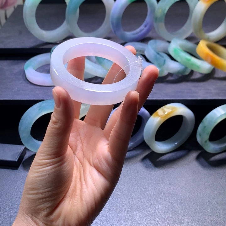 定制翡翠翡翠手镯未镶嵌