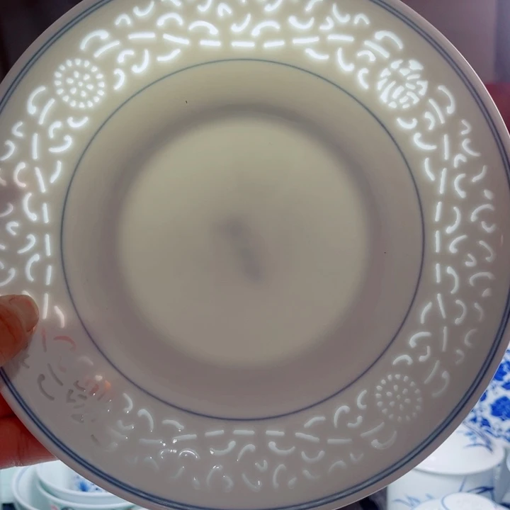 青花玲珑8寸窝盘满雕双福双线