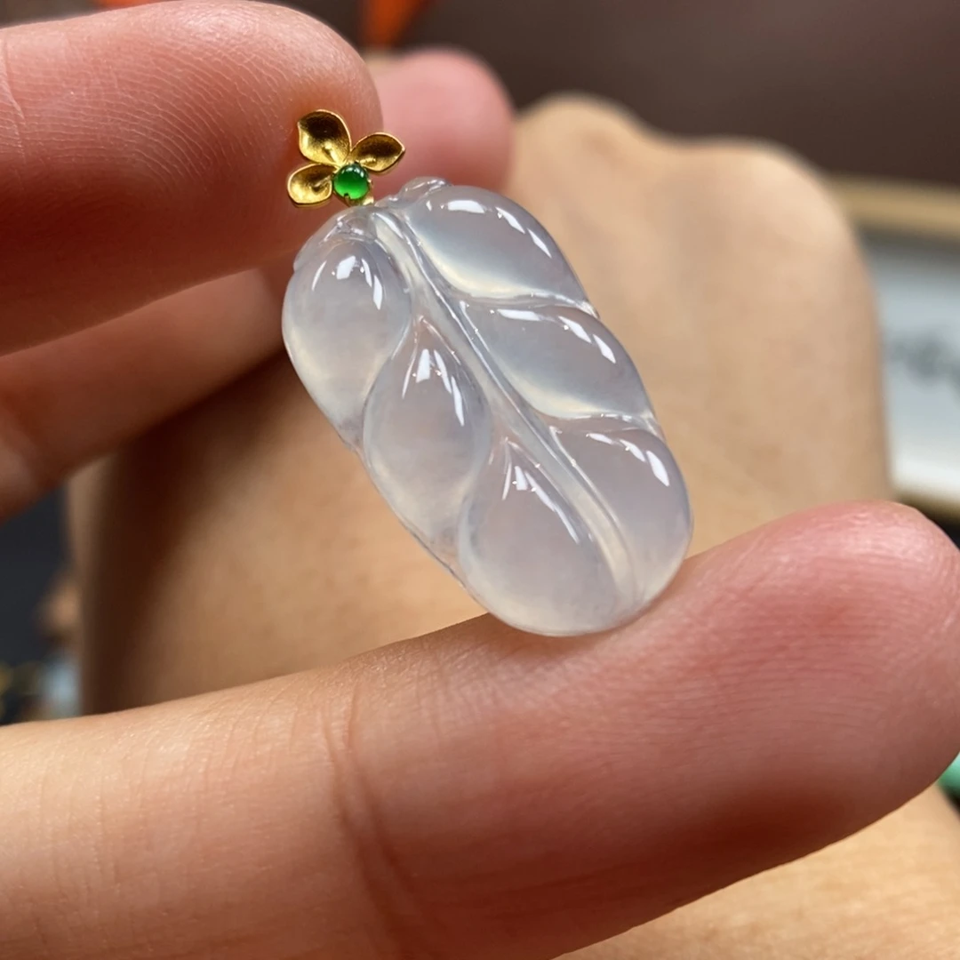 【闪购商品】颈饰18K金镶嵌翡翠10