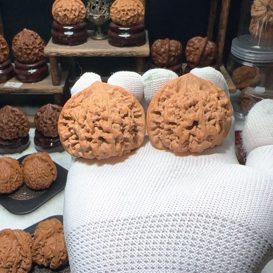 乐***李文玩核桃吊坠官帽