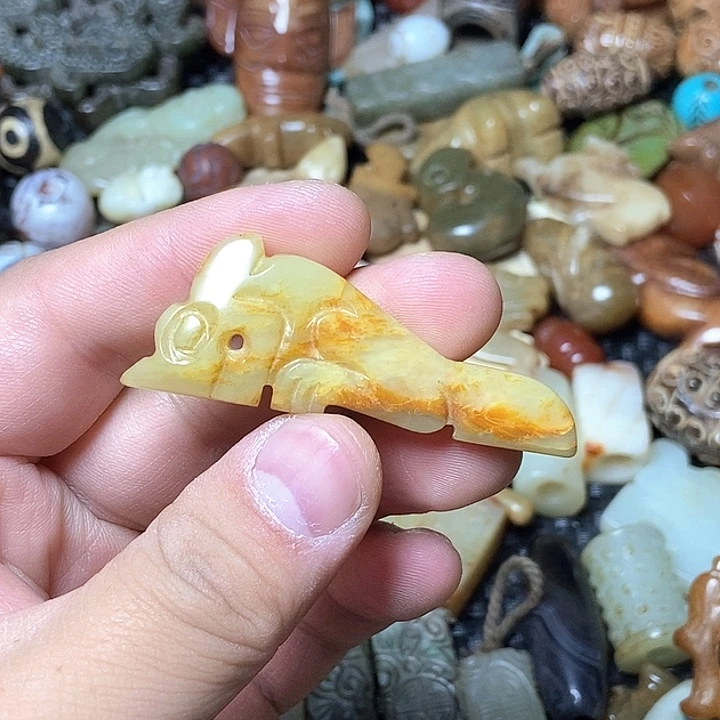 和田玉未镶嵌颈饰64