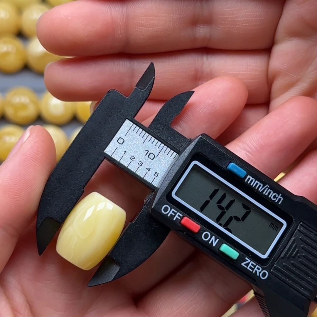 琥珀未镶嵌裸石蜜蜡桶珠