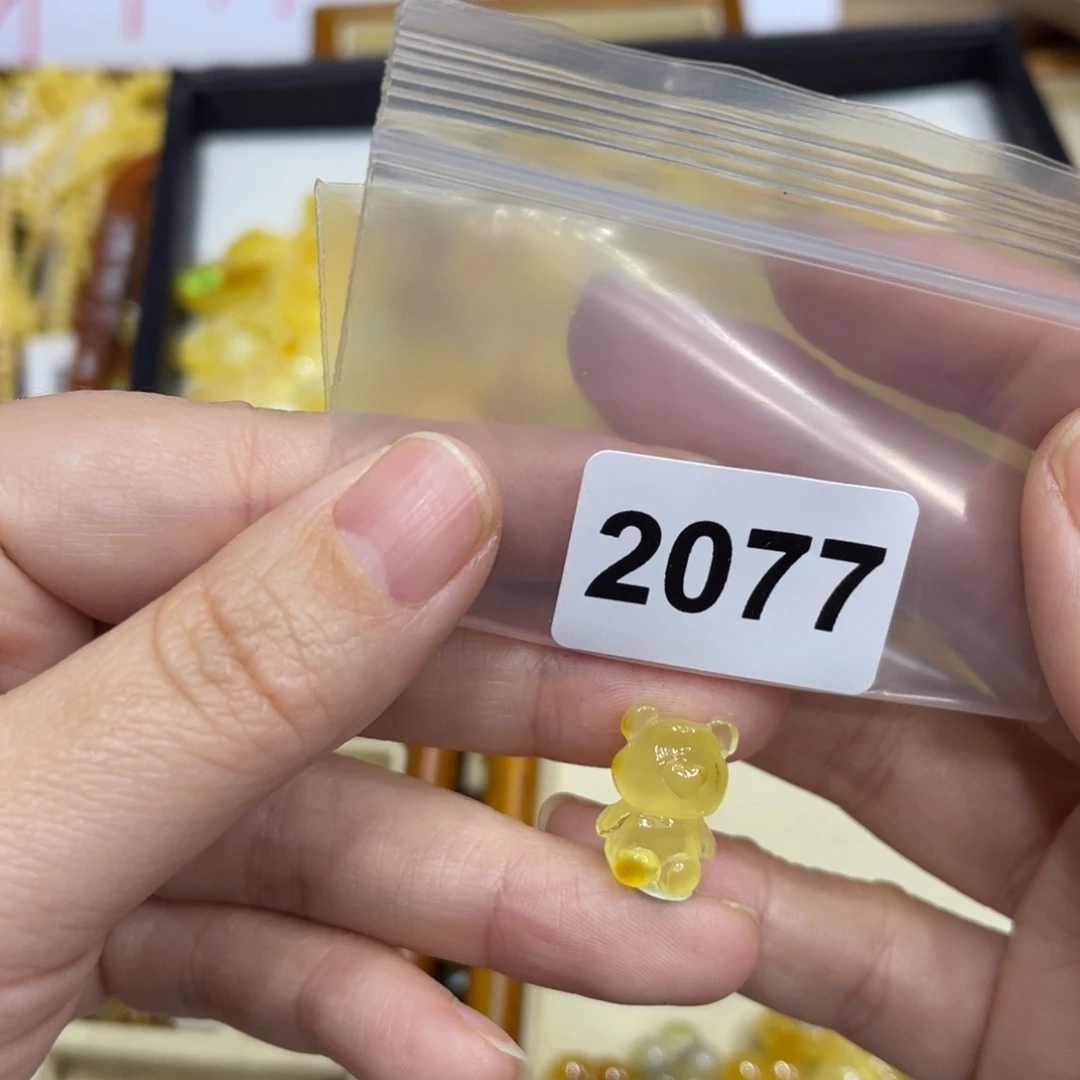 琥珀珠宝奇石未镶嵌