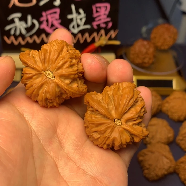 金***.磨盘大克重44.4克