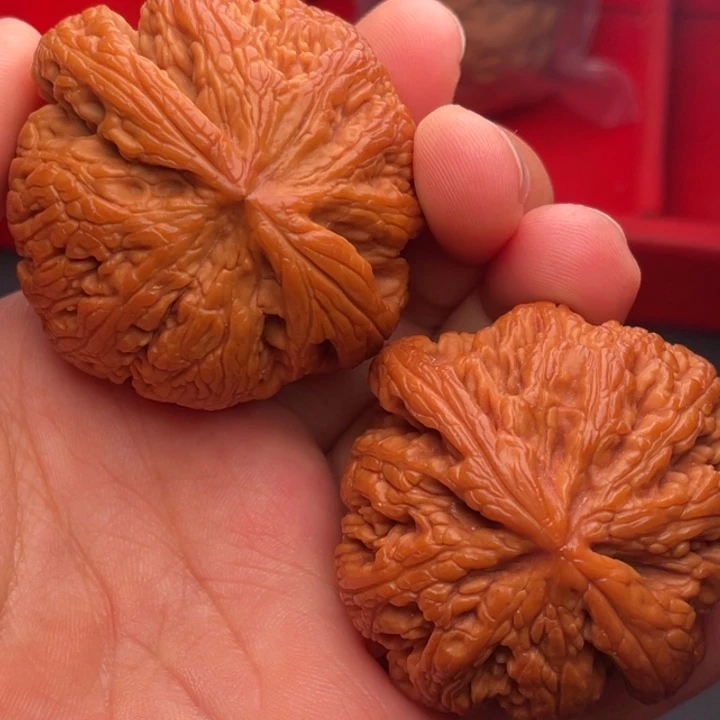 文玩核桃把件秦岭山脉