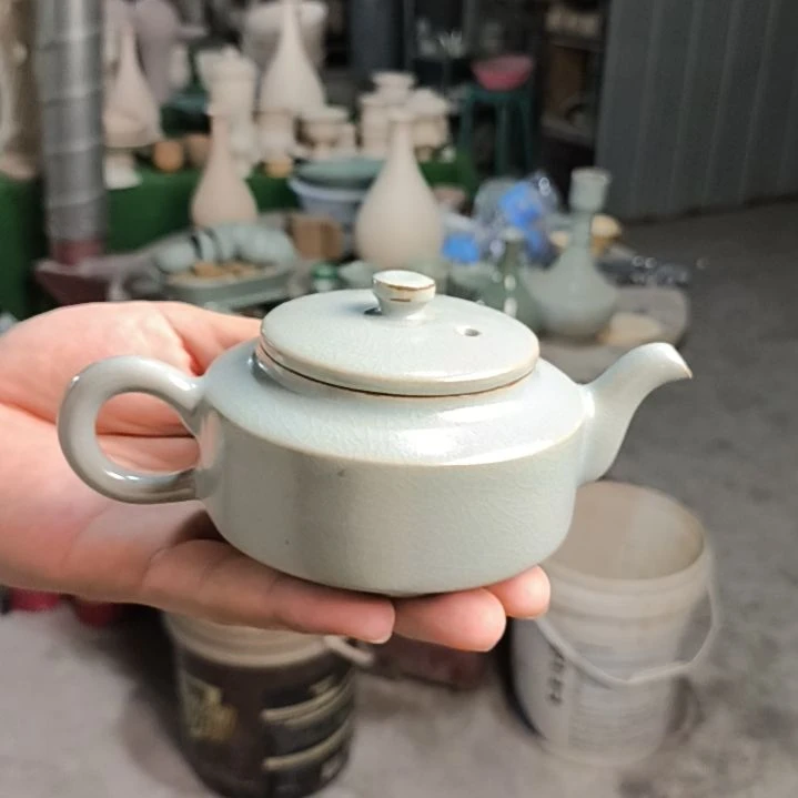 摆件清凉寺汝瓷仿古釉香灰胎壶