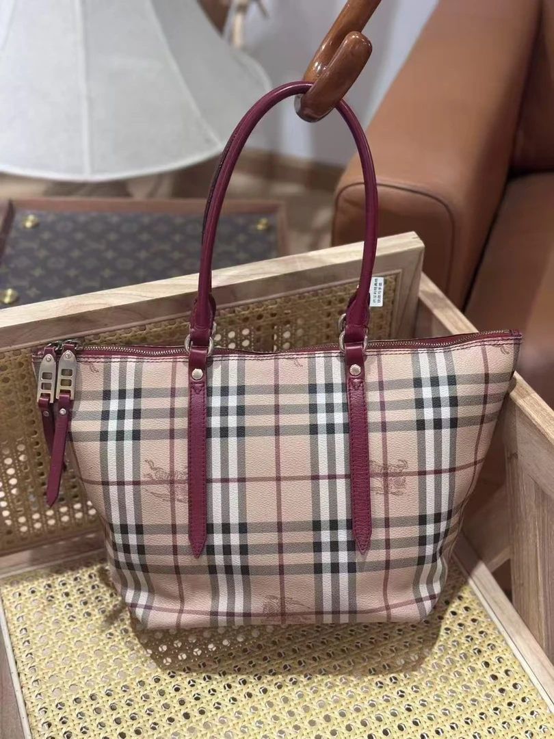 95新 BURBERRY/博柏利 巴宝莉手提包3060