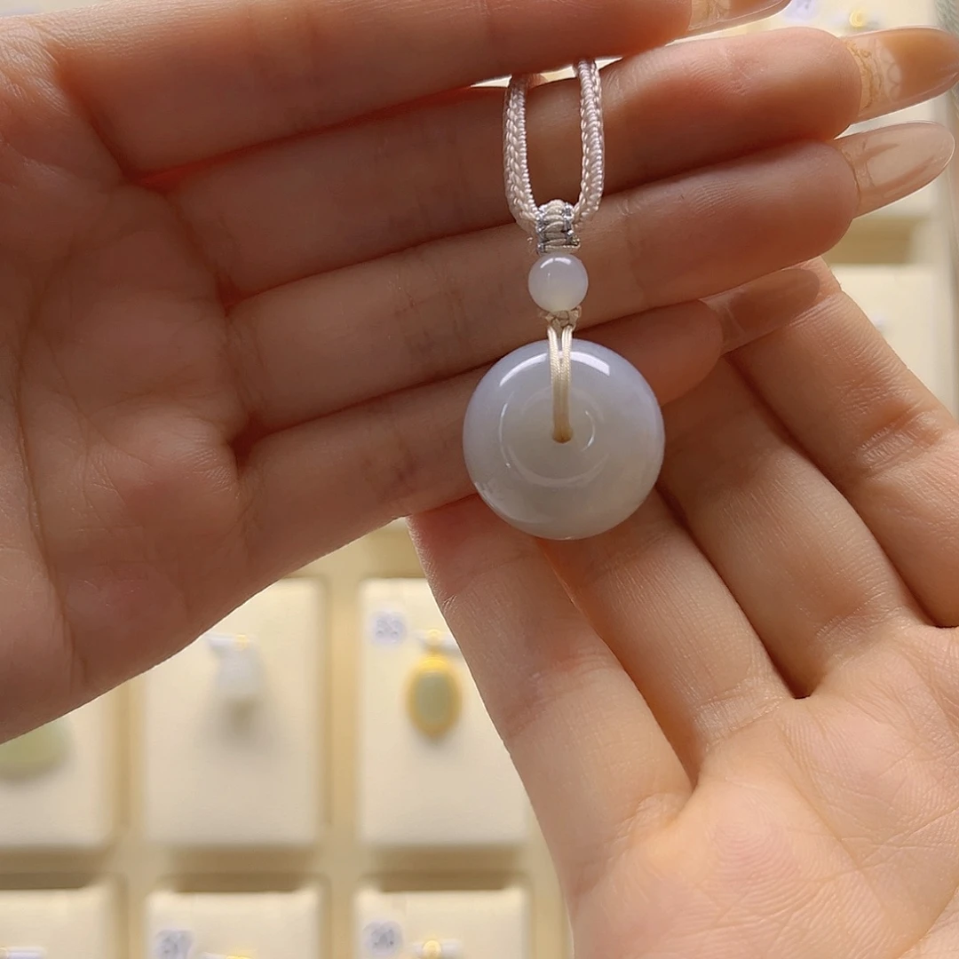 和田玉未镶嵌吊坠(赠链)草***?