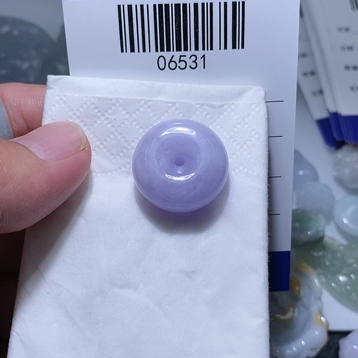 翡翠未镶嵌颈饰天光墟翡翠市场现金代购