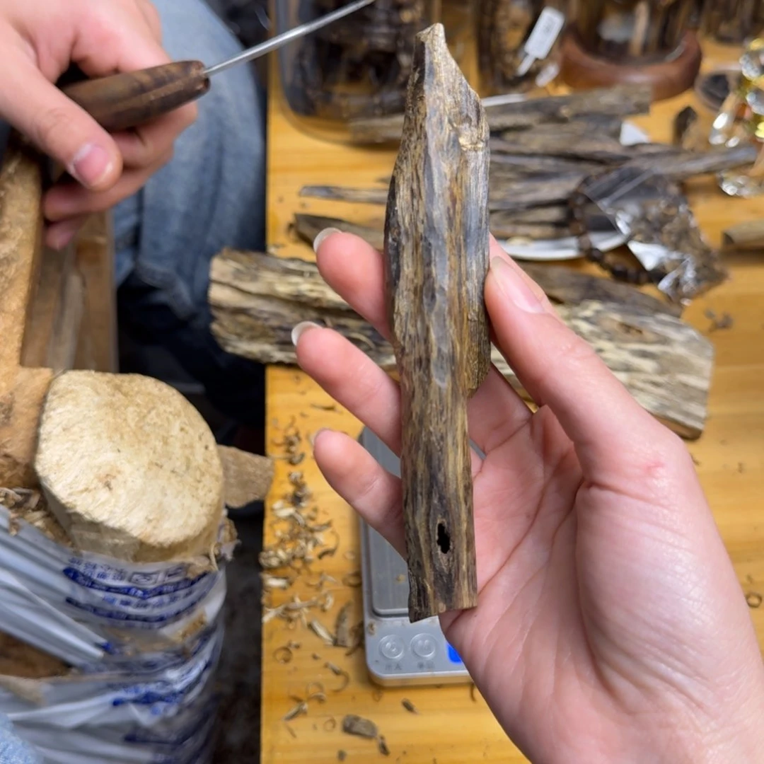 沉香沉香碎屑张勺子品种块料19克