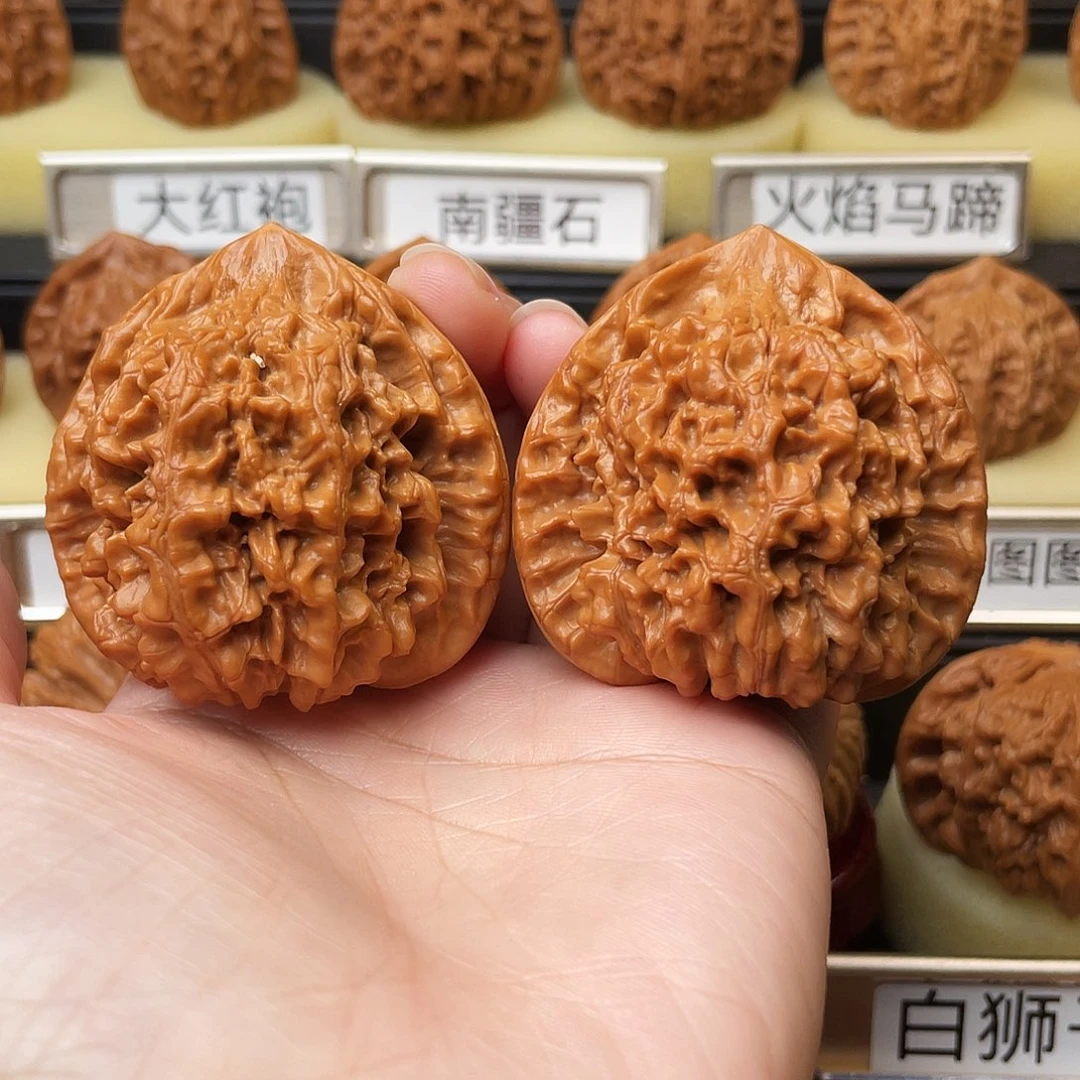 文玩核桃吊坠官帽50尺593