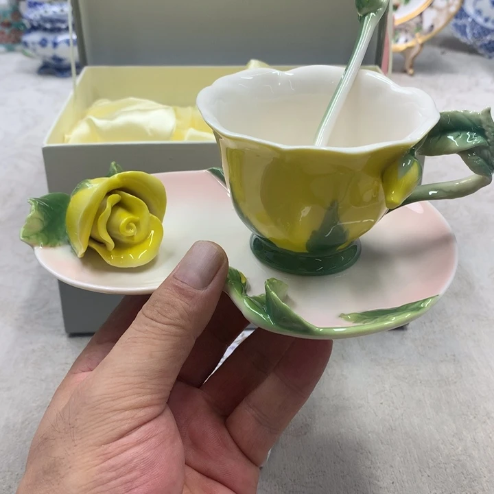 紫砂金瓷阁精品瓷器店