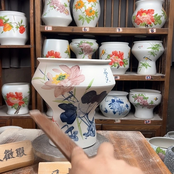 摆件高脚荷花新款新款陶瓷