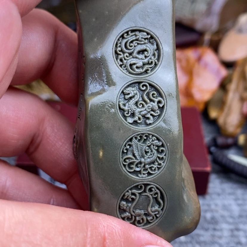【闪购商品】原石雕刻手把件