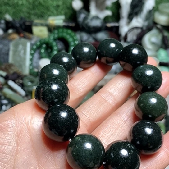 未镶嵌和田玉（糖玉）珠宝半成品