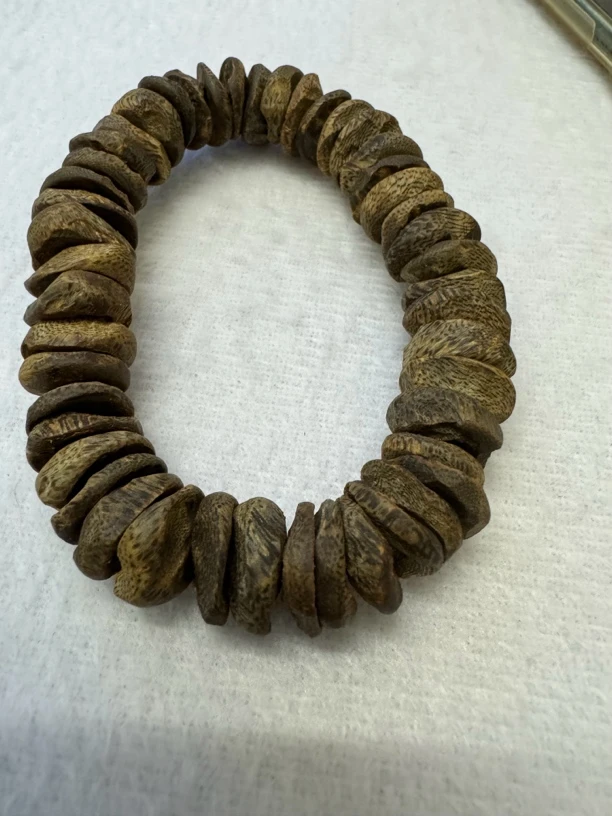 沉香手串沉水树丁单圈