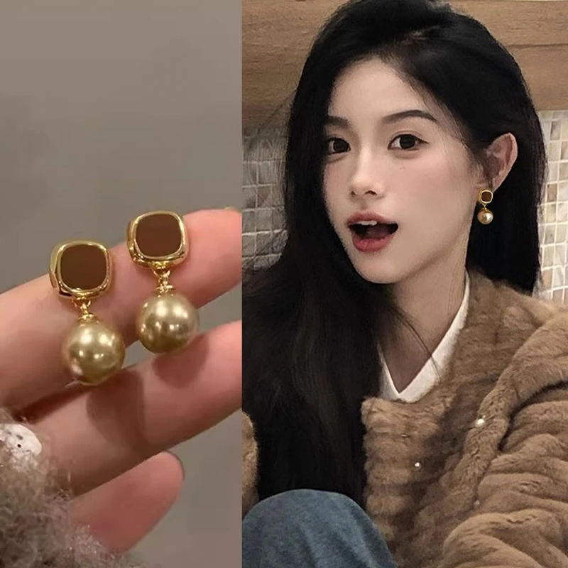 合金耳饰 美拉德方形焦糖色耳钉女2025新款感耳环气质耳饰