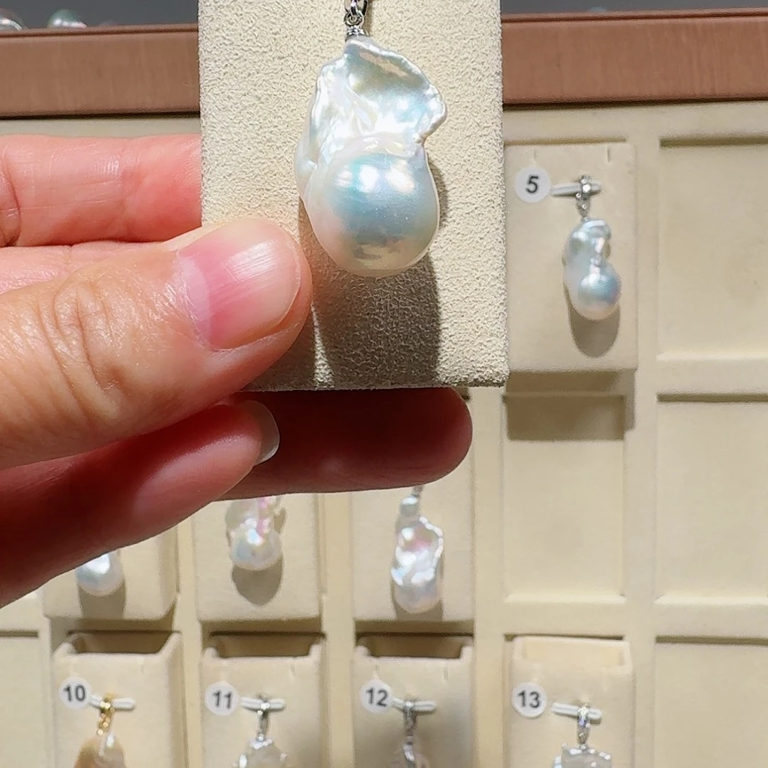 颈饰合金淡水珍珠