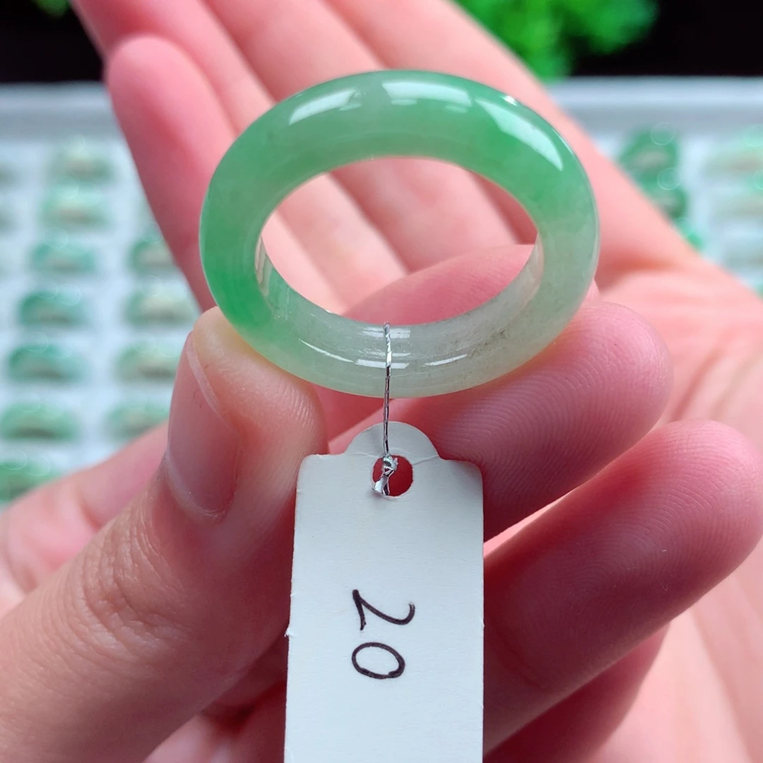 未镶嵌戒指翡翠天然