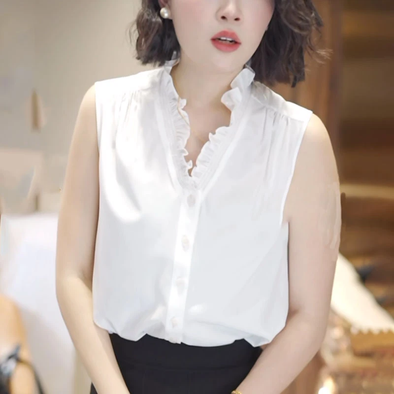 法式白色衬衫女士夏季2025新款洋气减龄设计感木耳边V领无袖上衣